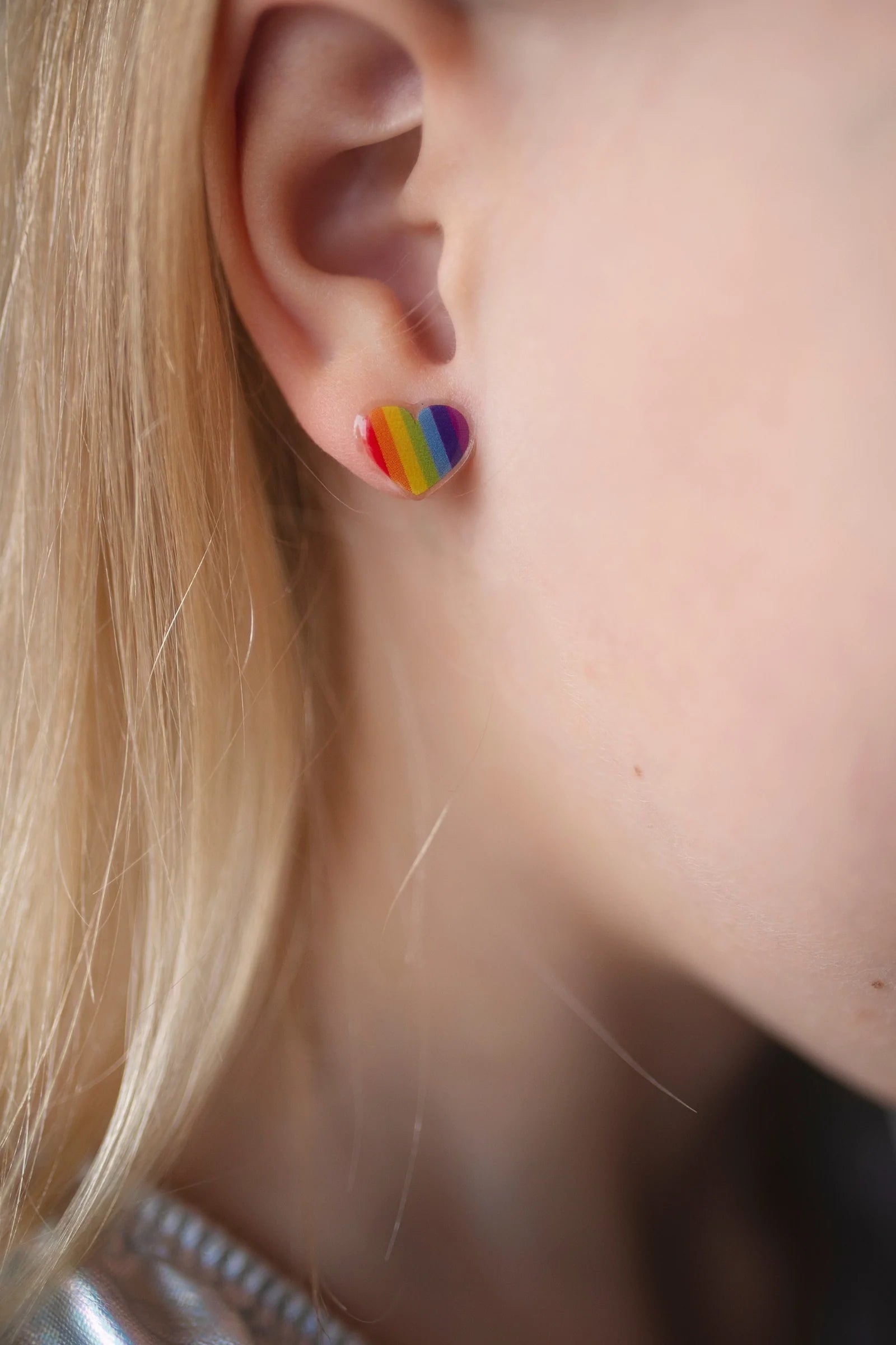 The Great Pretenders Sticker Earrings: Hearts