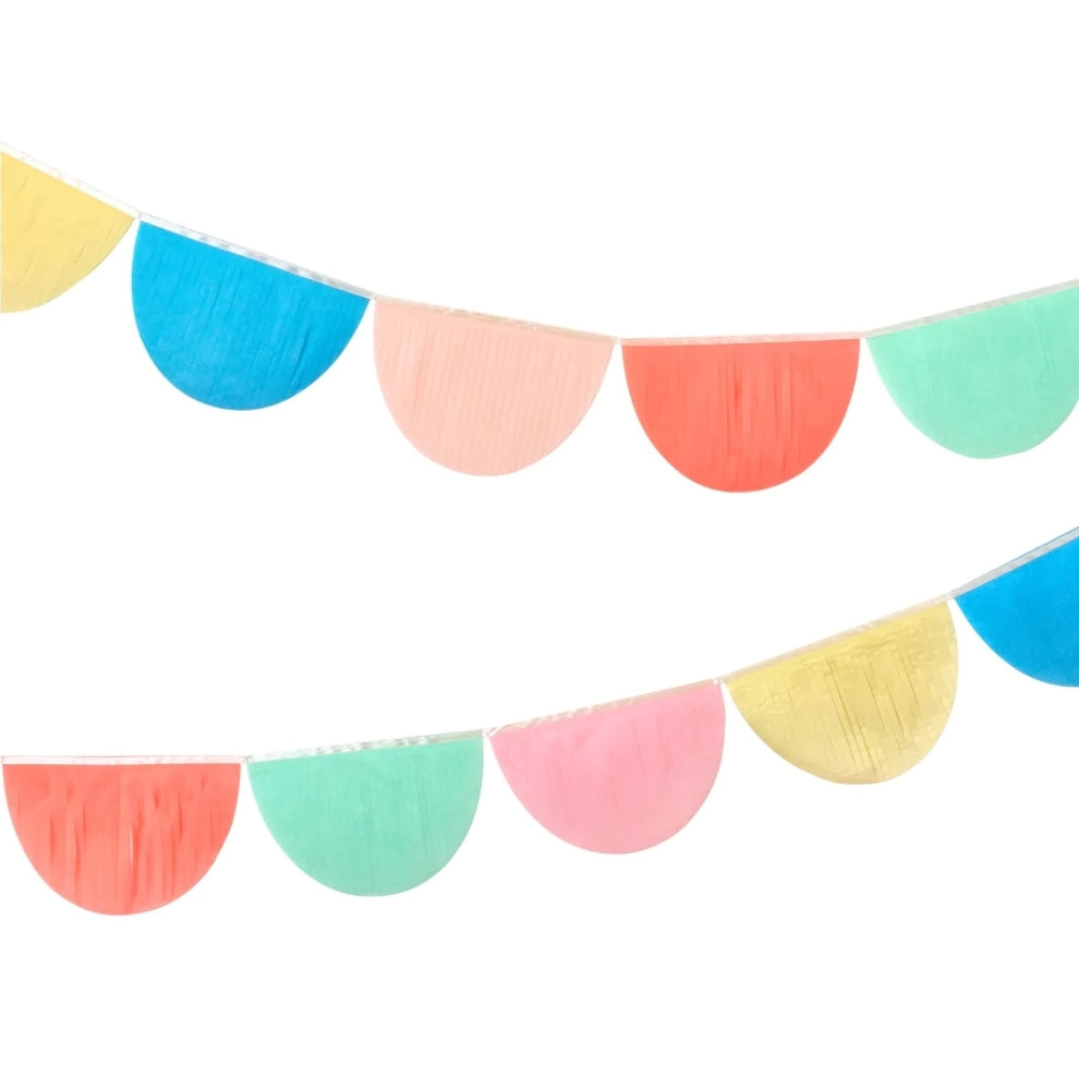 Tissue Paper Scallop Garlands: Rainbow