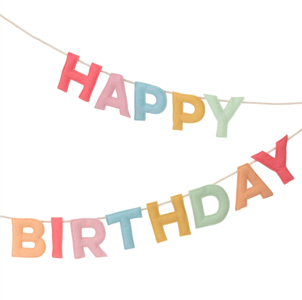 Felt Garland: Happy Birthday