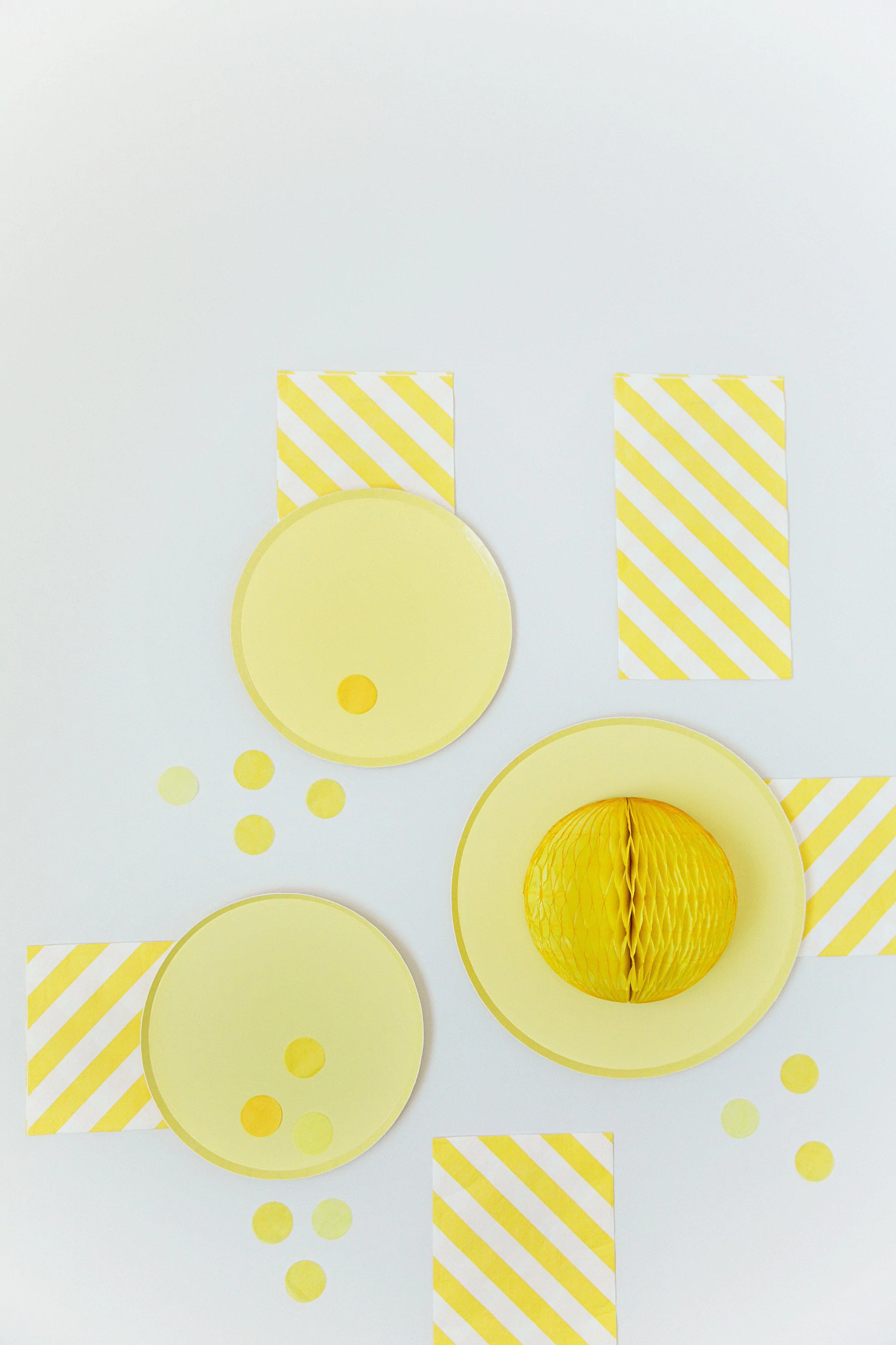 Small Low Rim Plates: Chartreuse